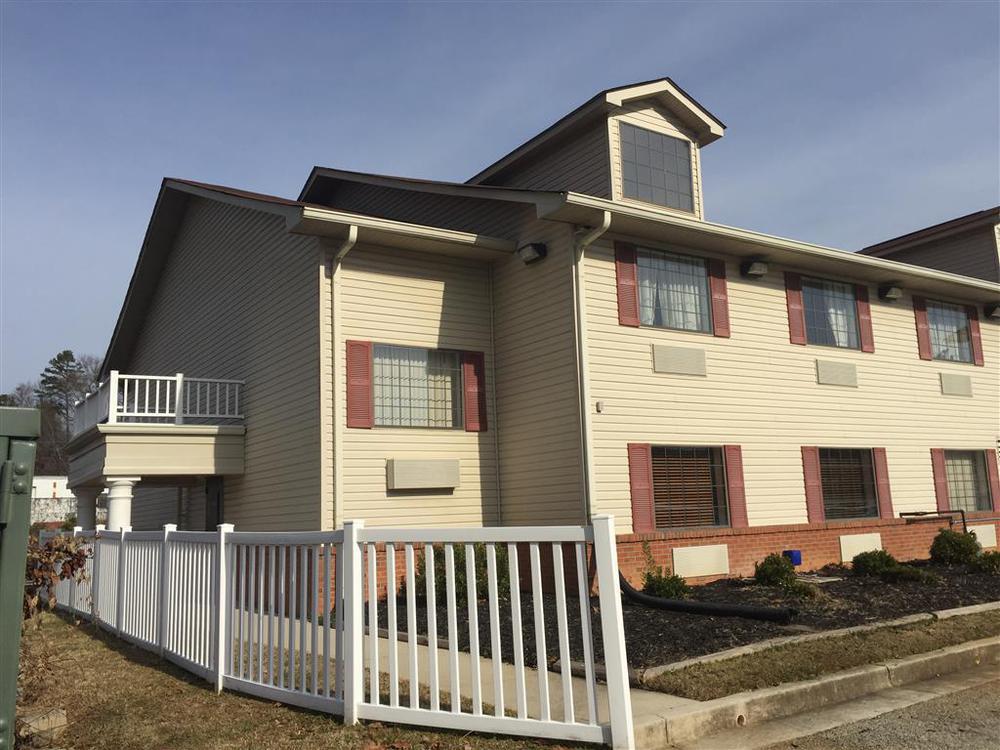 Country Hearth Inn-Toccoa Exterior photo